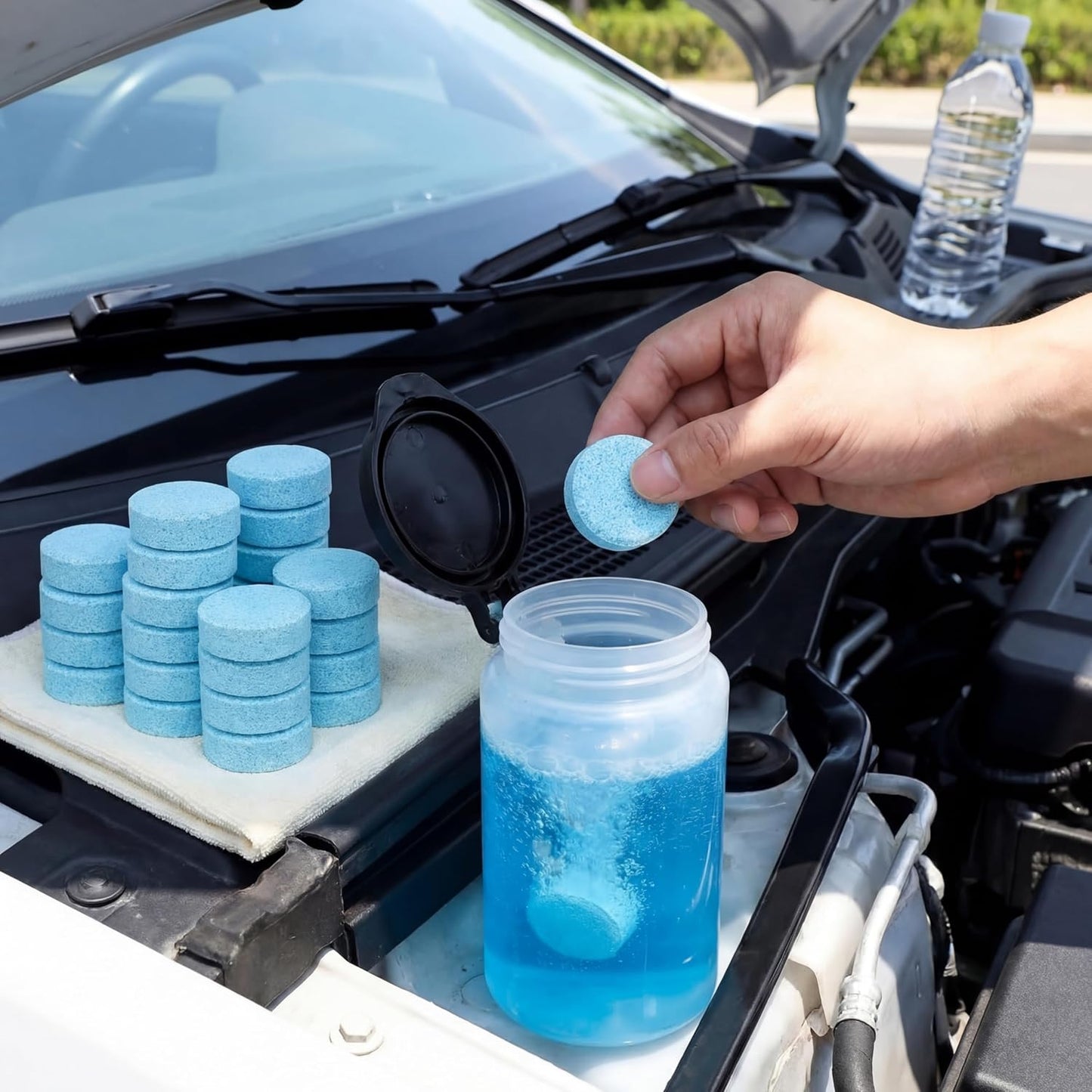 Boao 100 Pcs Car Windshield Washer Tablets Cleaning Washer Fluid Tablets Glass Concentrated Cleaner Windshield Wiper Fluid Solid Effervescent Remove Auto Glass Stains Clear Car Vision