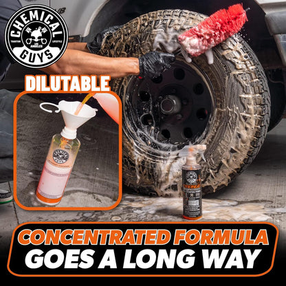 Chemical Guys Signature Series Orange Degreaser Spray - Heavy Duty All Purpose Cleaner for Engines, Tires, Undercarriages, Tools and More, Professional Strength, Breaks Down Grease, Oil & Grime, 16 oz