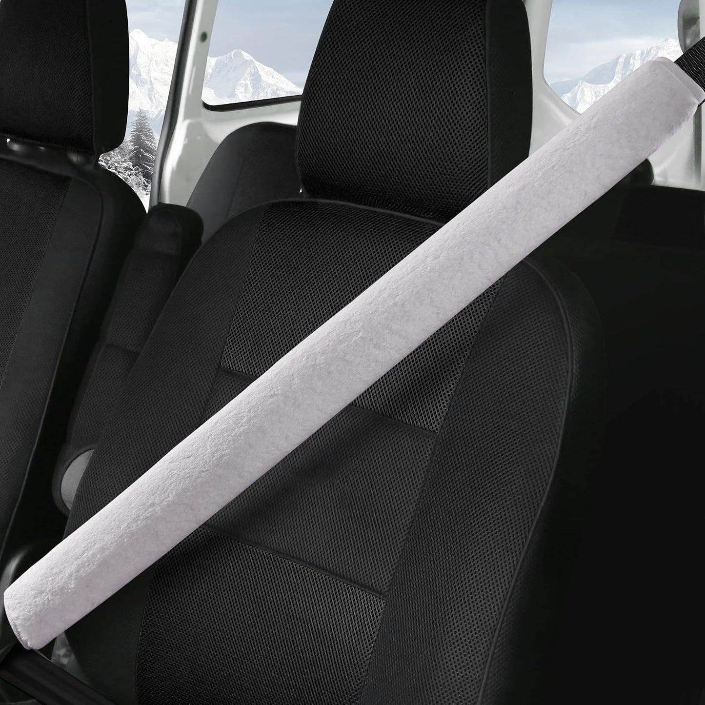 LACDL Extra Long Seatbelt Cover Super Soft Furry for Adults Kids Women & Men, Thick Plush Full Car Seat Belt Strap Cushion, Fluffy Shoulder Pad Protector, Auto Interior Accessories, 1pc, Black, 15.5in