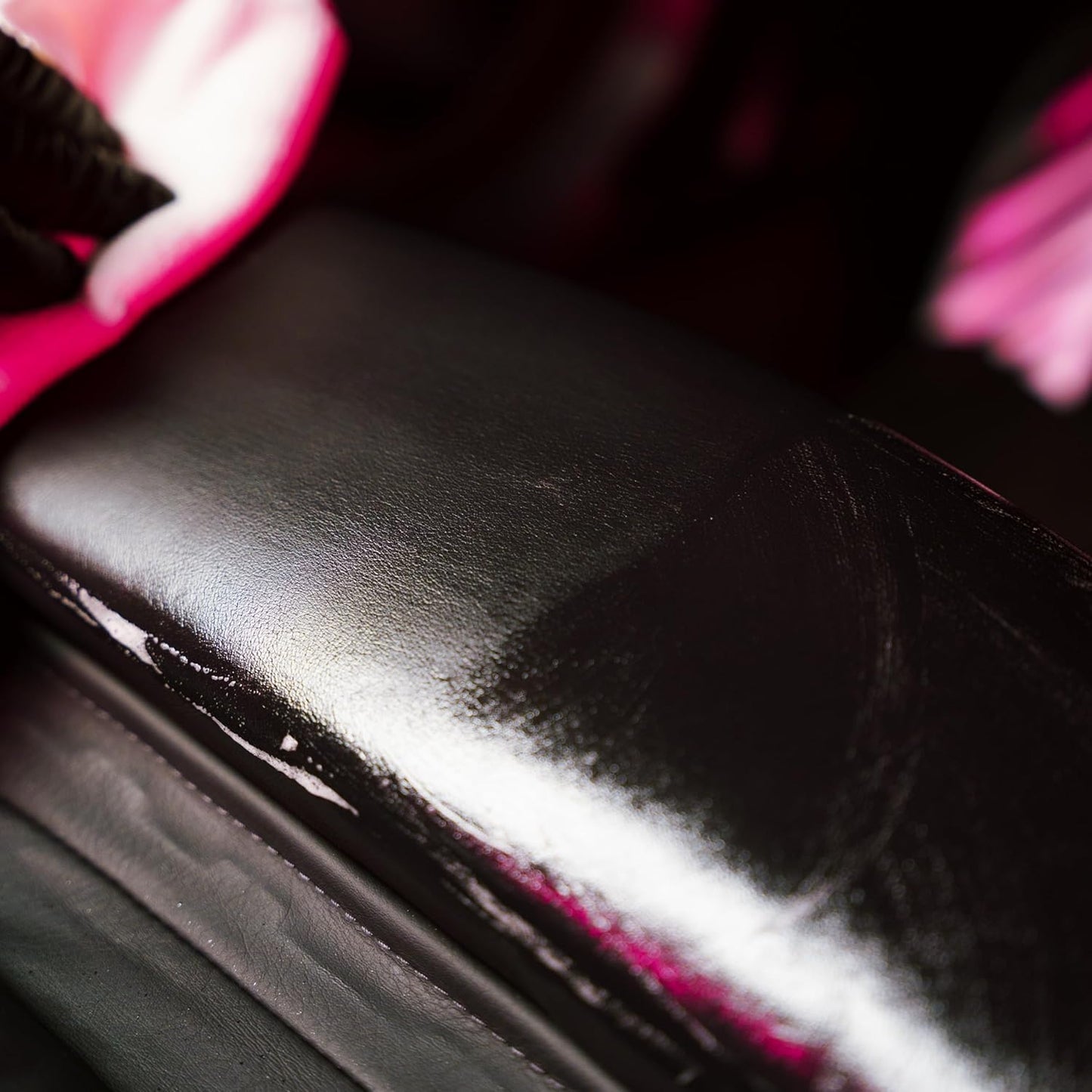 GYEON LeatherCleaner Strong Deep Cleaning Pre‑Coating Leather Cleaner for Cars Removes Oil Dirt Discoloration Interior Safe Matte Finish Surface Prep for Coating Strong Automotive Leather Treatment