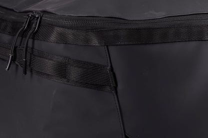 Thule Chasm Gear Hauler, Waterproof Base, Internal Pockets and Movable Divider Panels