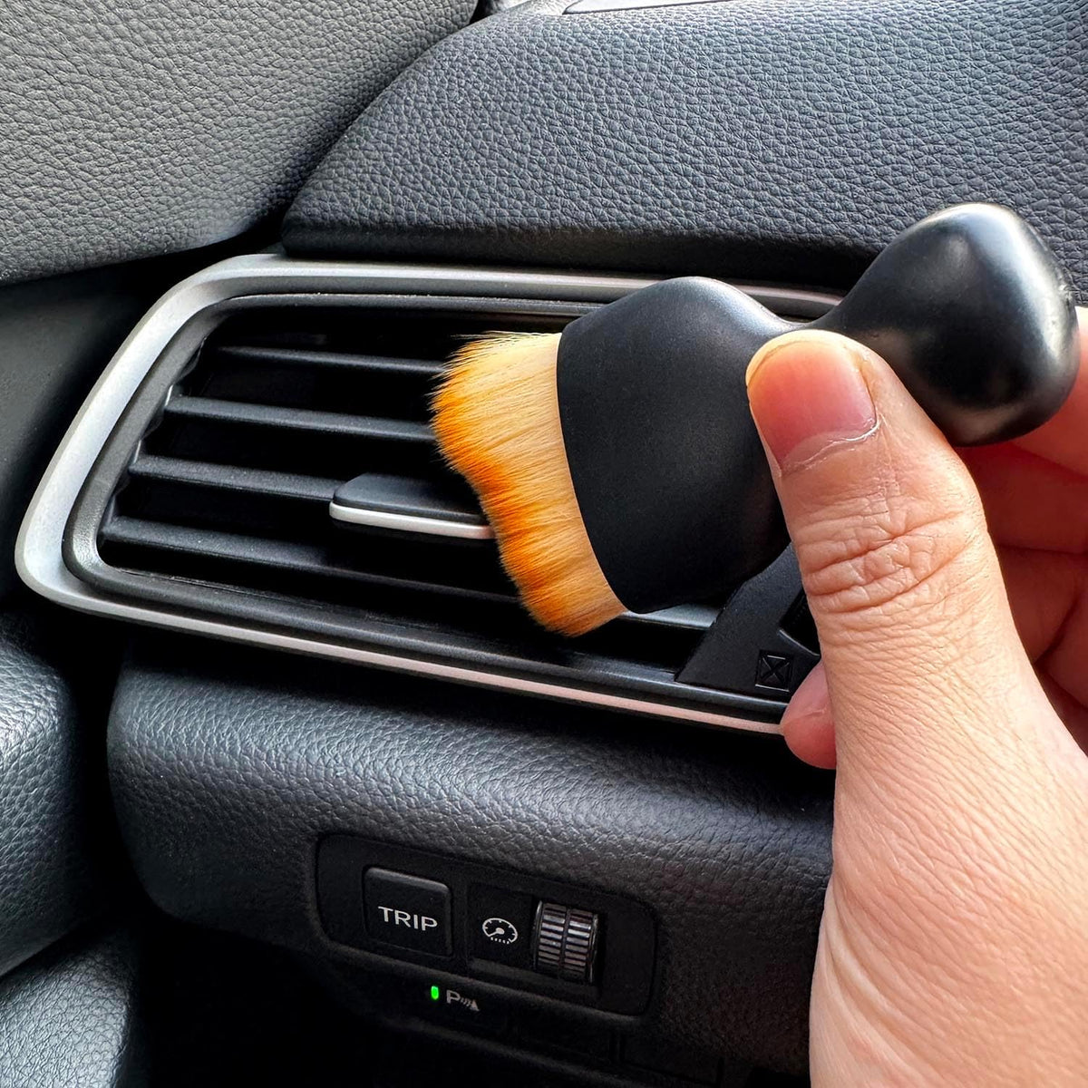 Car Detailing Brush, Soft Bristle Cleaning Brush, Scratch-Free Auto Duster Tool for Dashboard, Air Vents, Leather & Interior Cleaning (Black&Brown)