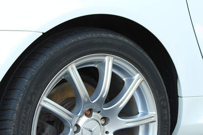 303 Products High Gloss Tire Shine And Protectant - Long Lasting, Water Based Formula - Lasts For Weeks - No Harmful Silicones - Lasts Weeks Not Days, 16 fl. oz. (30395CSR) Packaging May Vary