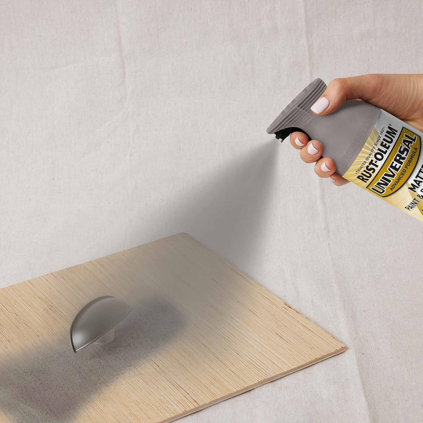 Rust-Oleum 302151 Universal All Surface Clear Topcoat Spray, 11 oz, Dead Flat Clear - Colors A