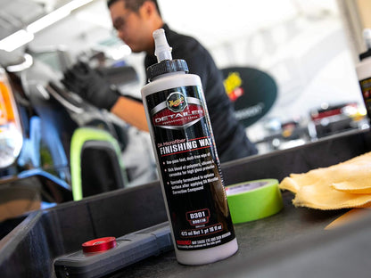 Meguiar's DA Microfiber Correction Compound D30032 - Pro Car Scratch Remover, for Use with a DA Polisher and Microfiber Cutting Disc, Remove Swirls, Scratches, Water Spots, and Oxidation, 32 Oz