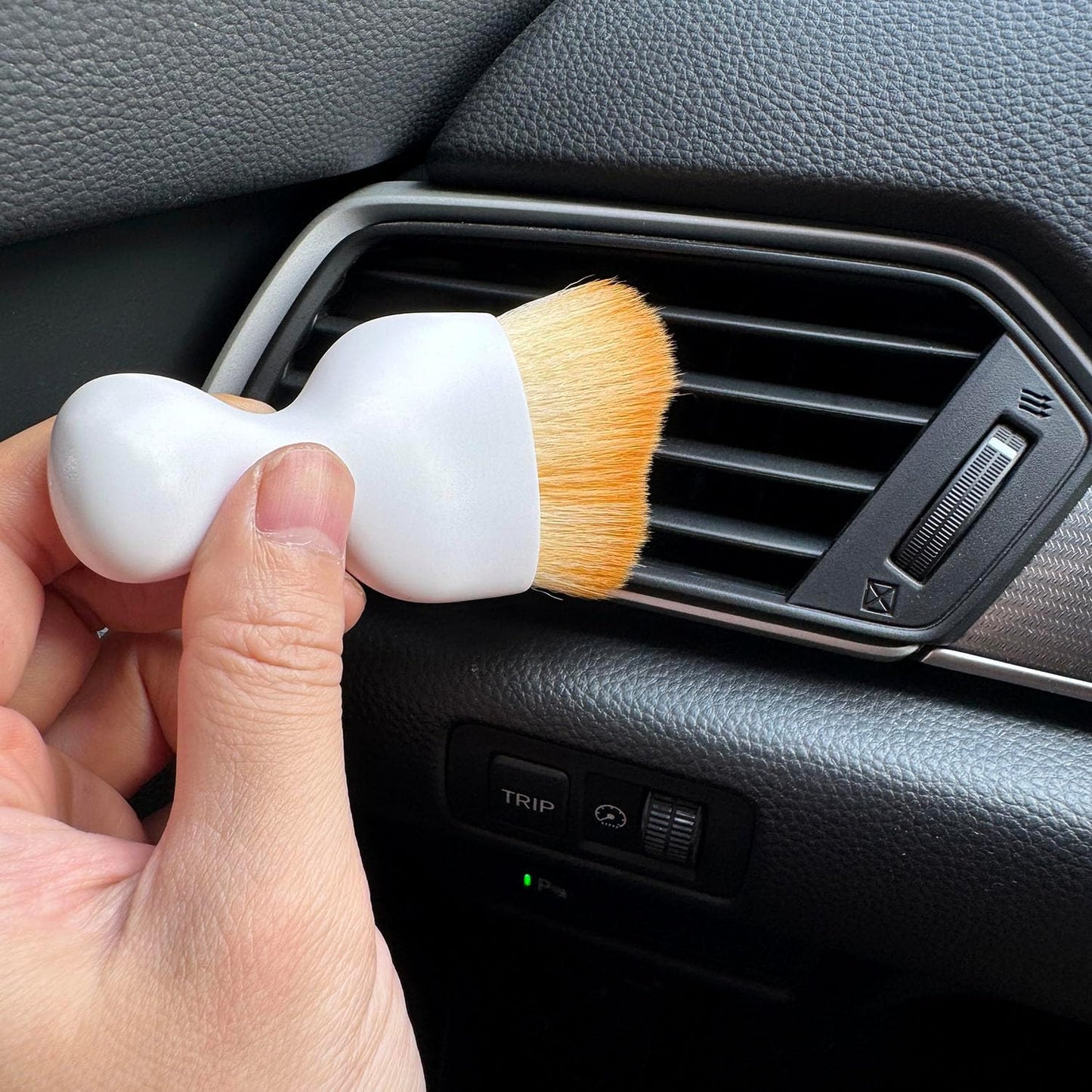 Car Detailing Brush, Soft Bristle Cleaning Brush, Scratch-Free Auto Duster Tool for Dashboard, Air Vents, Leather & Interior Cleaning (Black&Brown)