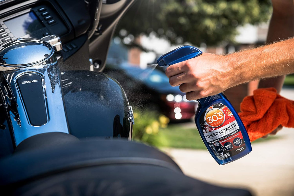 303 Products Speed Detailer - For All Exterior Automotive Surfaces - Instantly Shines And Protects Paint - Cleans Between Washes - UV Protection, 16 fl. oz. (30216CSR) Packaging May Vary
