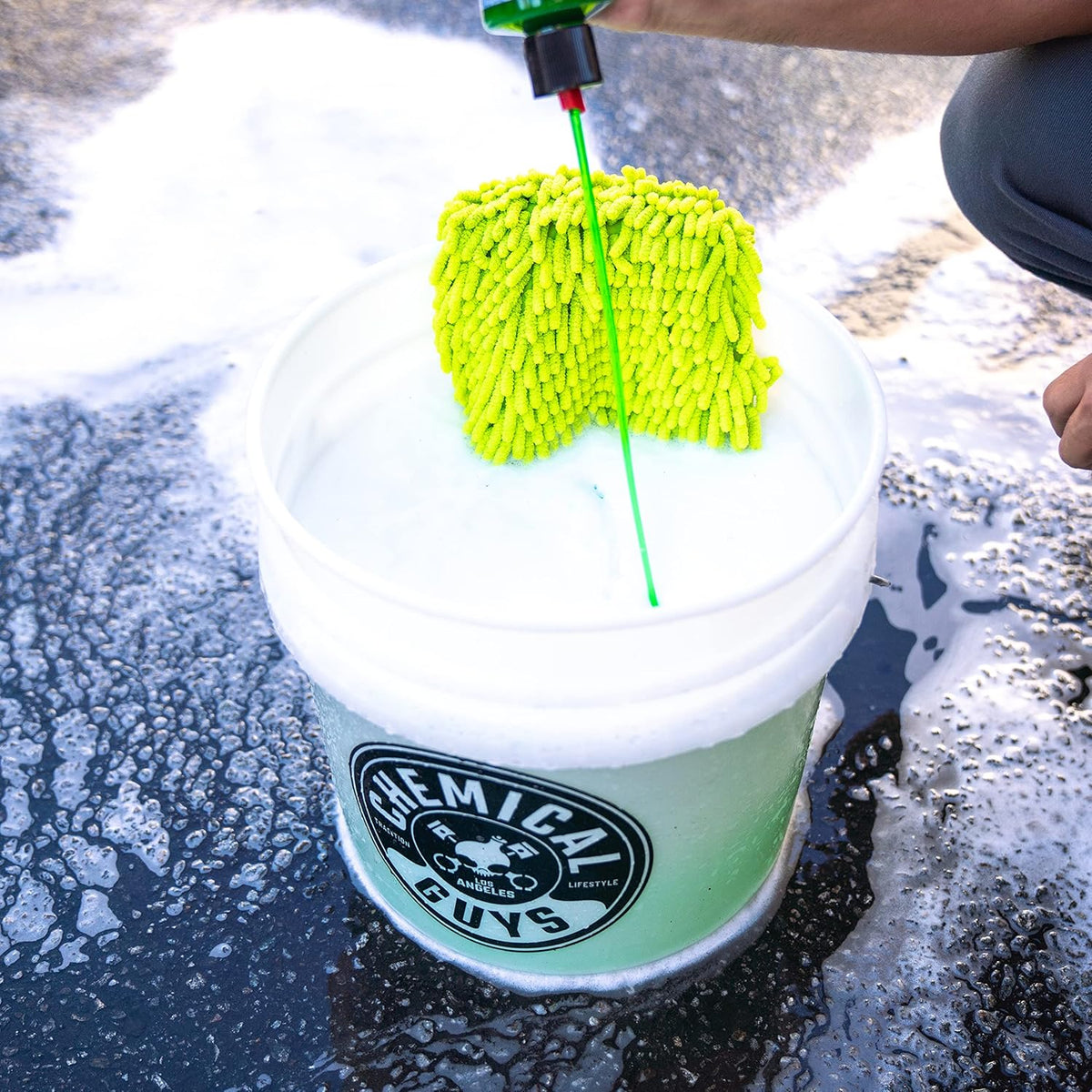 Chemical Guys Ultimate Scratch-Free Detailing Car Wash Bucket Kit with Accessories, Car Detailing Kit With Dirt Trap, Wash Mitt, Lid, and 16 oz Soap, Safe For Trucks, SUVs, Motorcycles, RVs