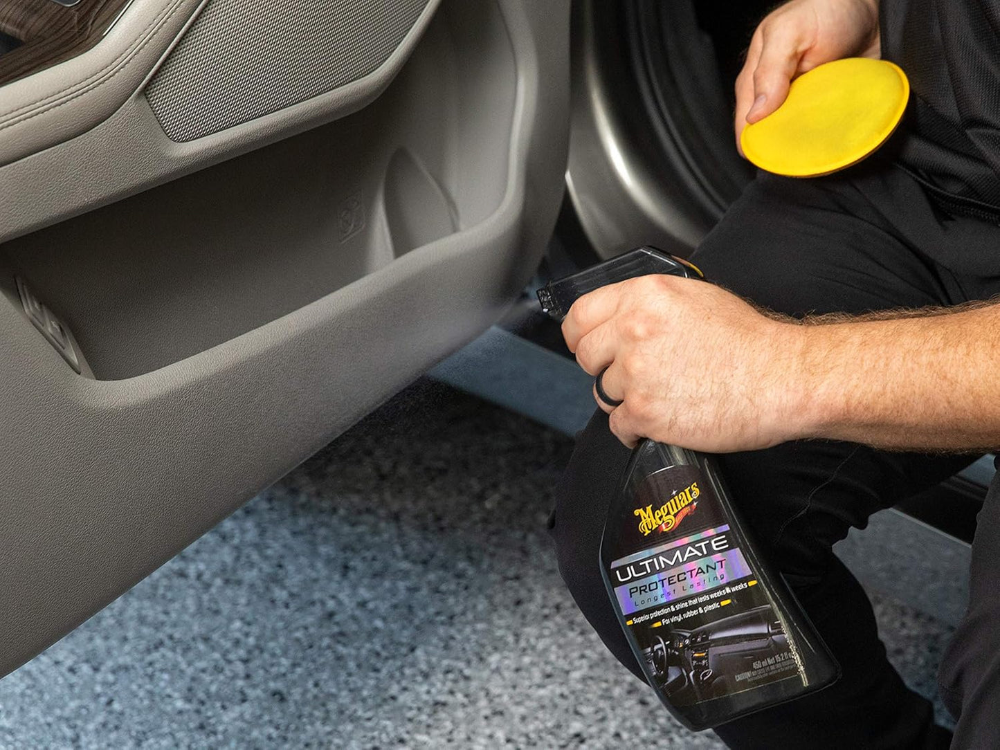 Meguiar's Ultimate Protectant, Exterior & Car Interior Protectant with UV Clear Coat Technology, Non-Greasy Formula for Shining and Protecting Vinyl, Rubber, and Plastic, 15.2 Oz Spray Bottle
