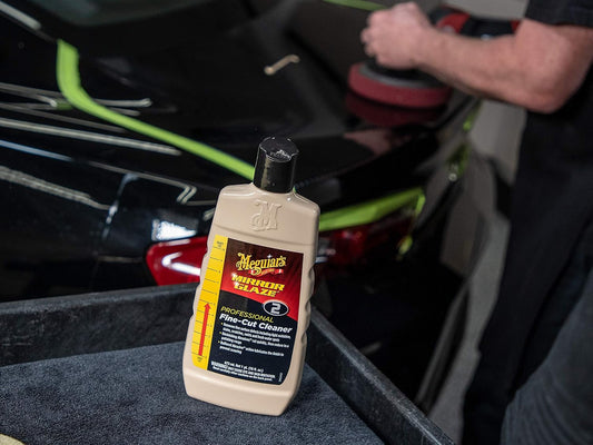 Meguiar’s Professional Swirl Remover 2.0, Polishing Compound, Car Scratch and Swirl Remover that Restores Shine and Gloss, Use On Exterior Paint and Clear Coat By Hand Or Machine - 16 Oz Bottle