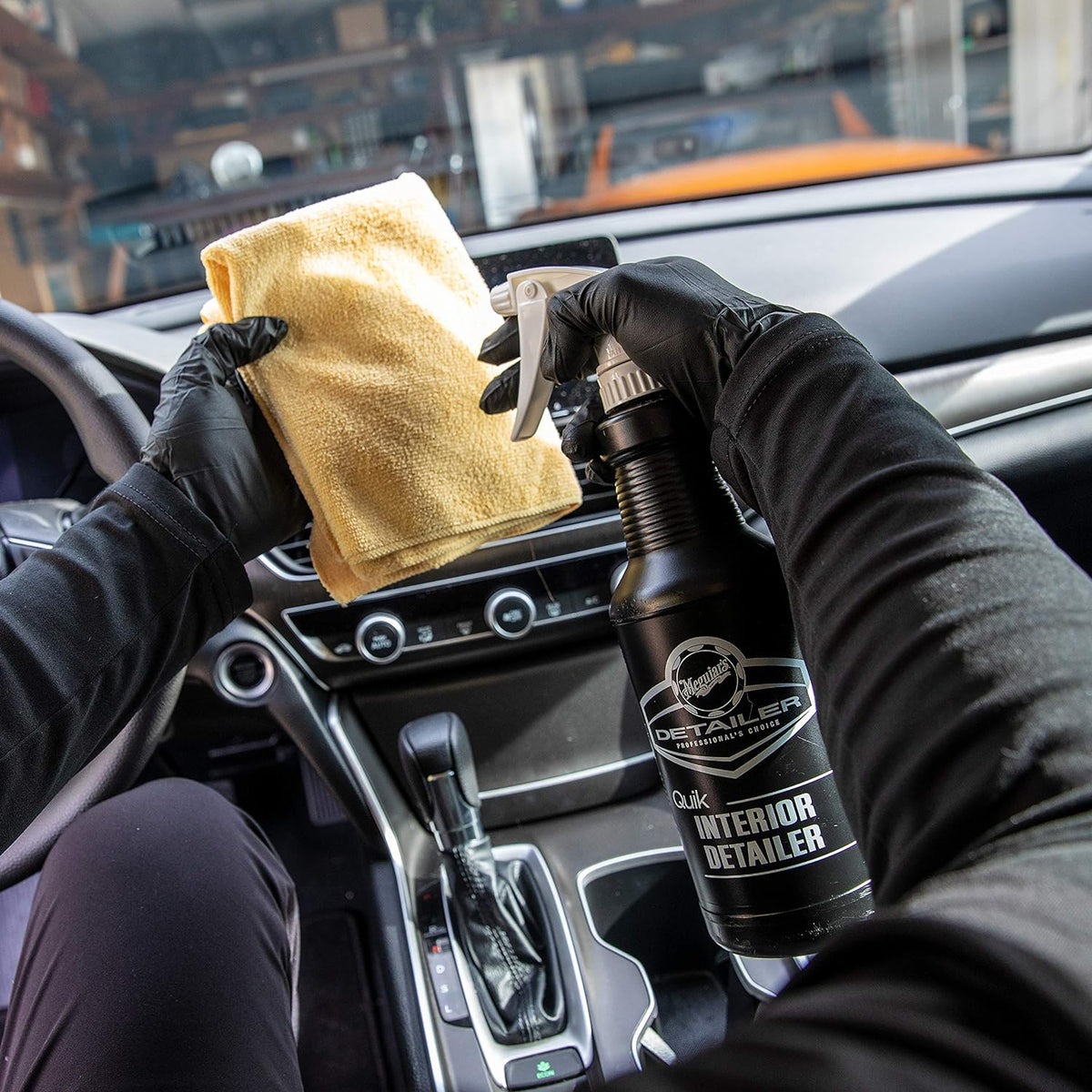 Meguiar's Shampoo Plus, Lubricating Car Wash Soap Lifts Dirt and Grime Off Car Surfaces, Cleans Paint Without Swirling or Scratching, Deepens Gloss and Boosts Shine, 1 Gal