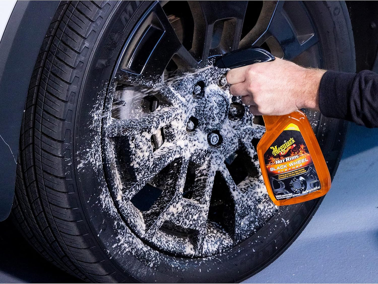 Meguiar's Hot Rims Aluminum Wheel Cleaner, Deep Foaming Rim Cleaner Spray Formulated to Effectively Clean Uncoated Polished Aluminum, Anodized, and Powder-Coated Wheels, 24 Oz