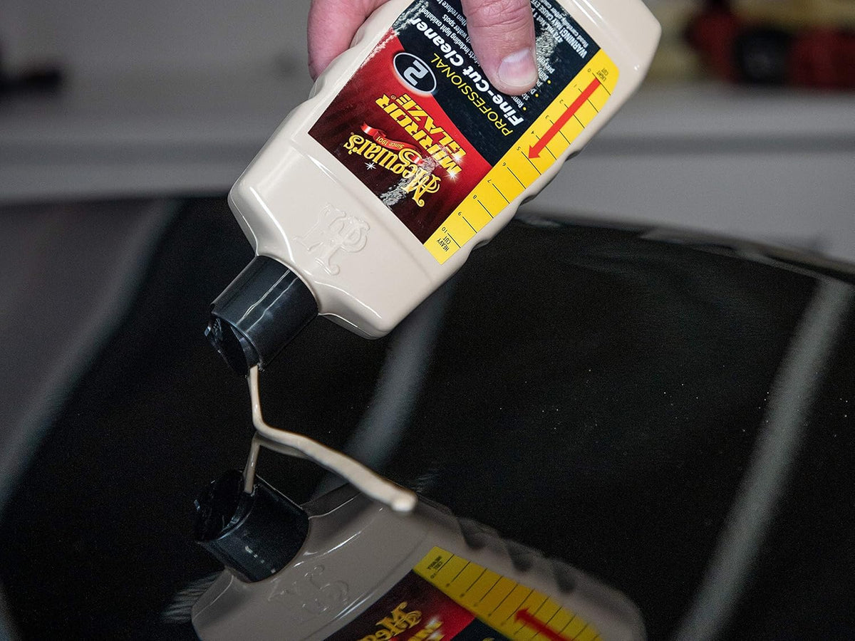 Meguiar’s Professional Swirl Remover 2.0, Polishing Compound, Car Scratch and Swirl Remover that Restores Shine and Gloss, Use On Exterior Paint and Clear Coat By Hand Or Machine - 16 Oz Bottle