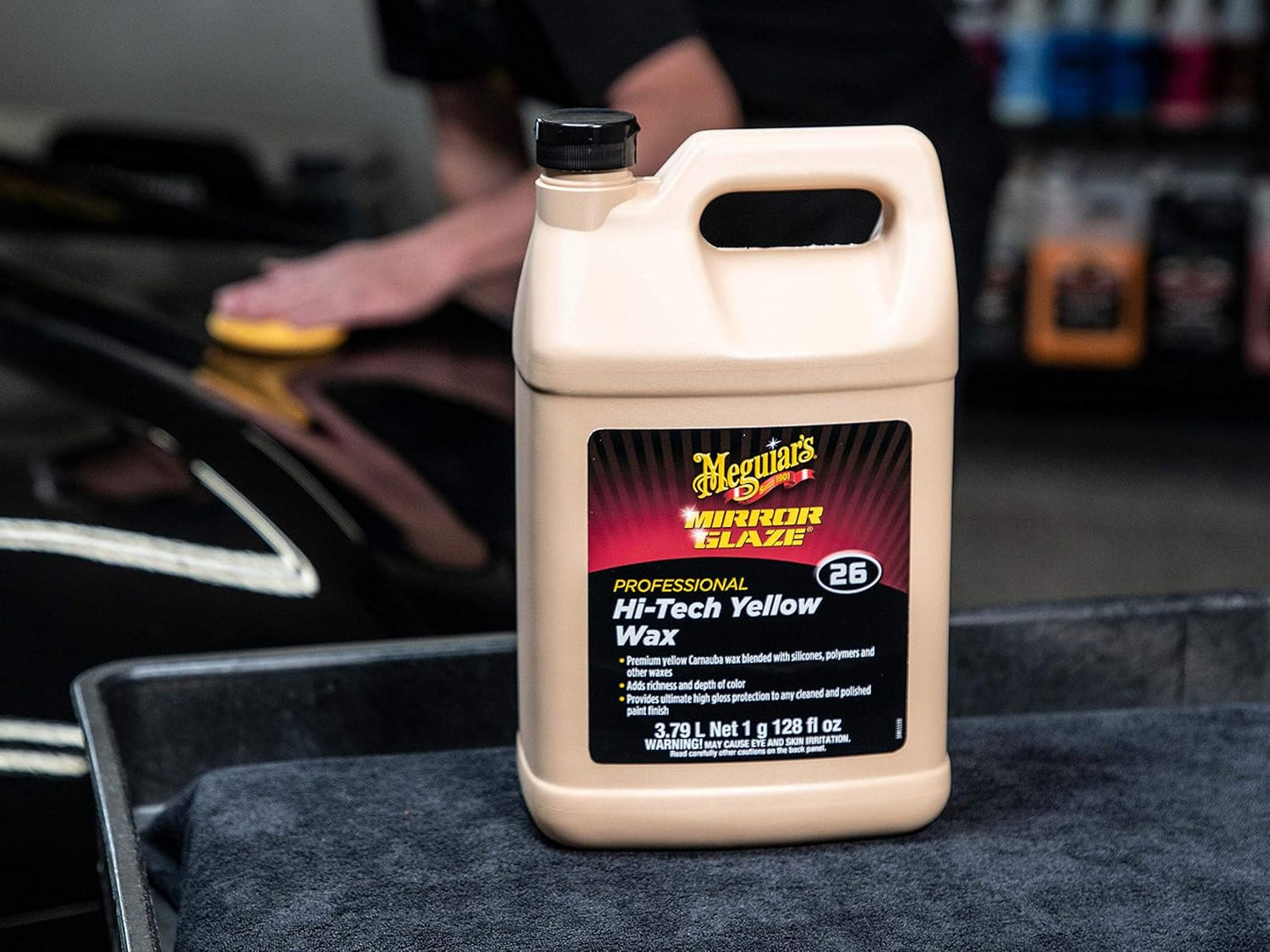 Meguiar’s Professional Hi-Tech Yellow Wax M2601, Versatile Liquid Car Wax Offers Durable Paint Protection, Rich Color, and Shine, Clear Coat Safe Formula Can Be Applied by Hand or DA Polisher, 1 Gal
