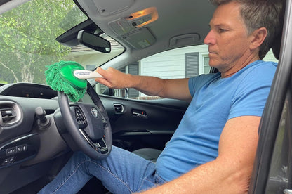 California Car Duster Dash Duster Green 62461 with Storage Bag