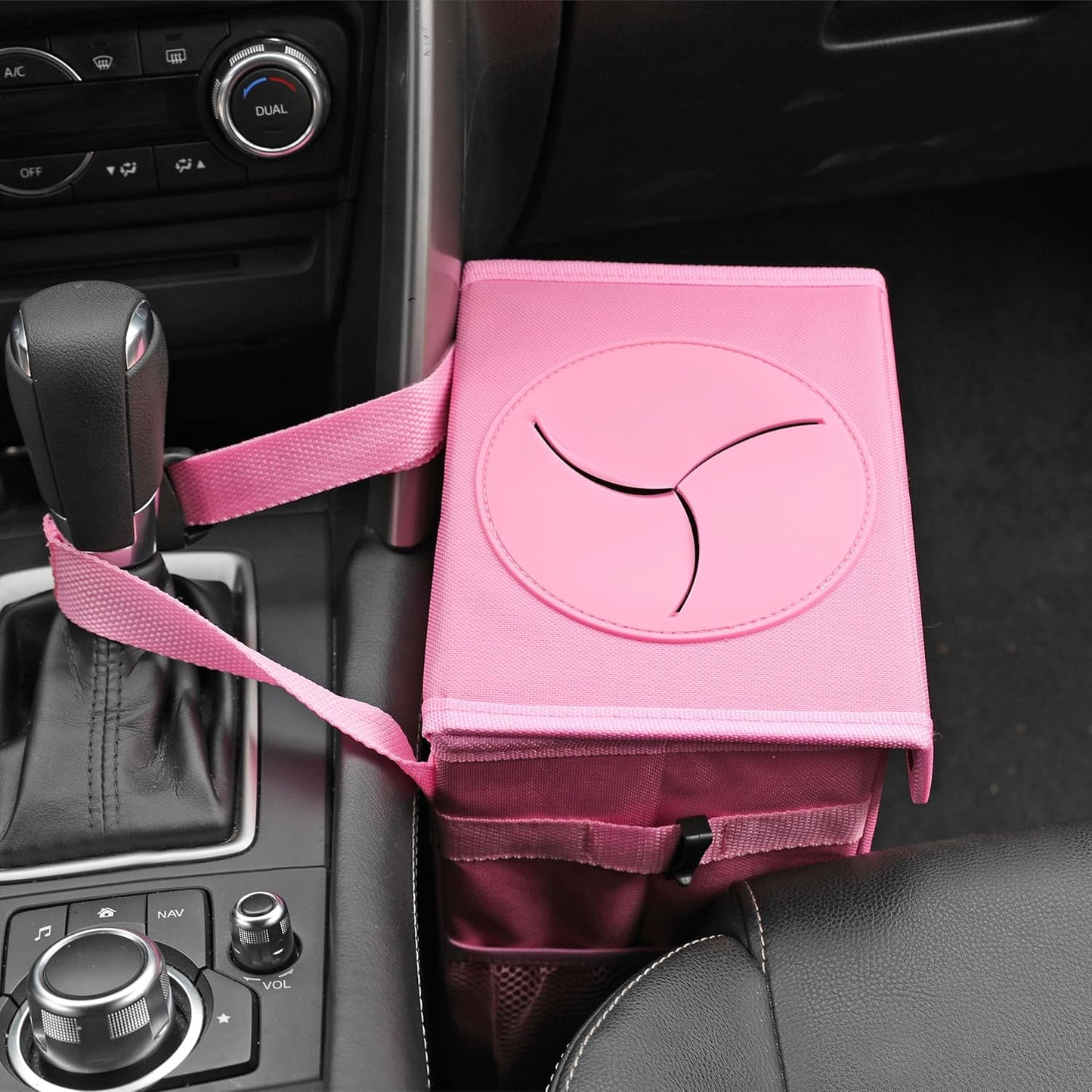 AOKJOY Car Garbage can with lid Leak Proof Vehicle Trash Can 3 Storage Pockets Hanging Waterproof car Trash Bag for SUV Beige