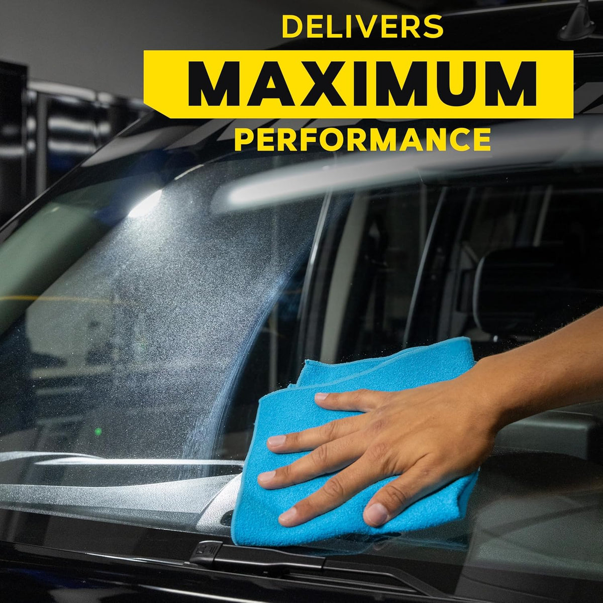 Meguiar's Perfect Clarity Glass Cleaner, Keep Windows, Windshields, and Mirrors Gleaming using a Premium Anti-Hazing Formula that Leaves a Superior Streak Free Finish, 24 Oz
