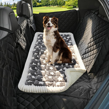 Backseat Dog Bed Mat for Car, Dog Car Seat Cover for Back Seat, Pet Car Blanket Soft and Comfortable, Bottom Non-Slip, Washable Travel Pet Mat for Cars Trucks and SUVs