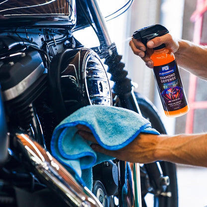 Flowgenix™ Waterless Car Wash Spray - Grand Finale - Motorcycle Cleaner & Car Wax Polish (8 oz) - Ceramic Coating - Incl. 2 Microfiber Towels - Quick Detailer Spray to Make Your Vehicle Shine