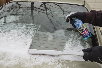 E·Z·R Windshield De-Icer. Melt it! Instantly Melts Ice & Winter Frost For Car Windshields, Windows, Mirrors, Key Locks, & Latches, Snow Melting Defrost Liquid For Car Window Cleaner, 17 Fl Oz, 2-Pack