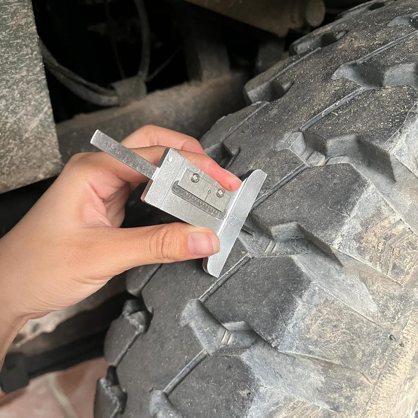 Car Truck Tire Depth Checker Tyre Tread Gauge Stainless Steel 0~32nds Caliper Measure Tool