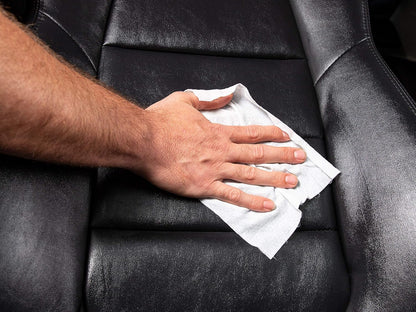 Meguiar’s Gold Class Rich Leather Wipes - Leather Car Cleaning Wipes that Offer Conditioning and UV Protection, Rich Moisturizers Help Prevent Leather From Drying Out and Cracking, 30 Wipes