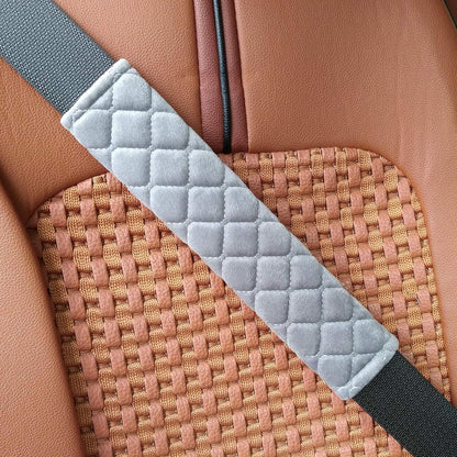 4 Pack Universal Car Seat Belt Pads, Adult Seat Belt Shoulder Strap Covers Harness Pad for Car/Bag,Soft Comfort Helps Protect You Neck Shoulder from The Seat Belt Rubbing（Black）