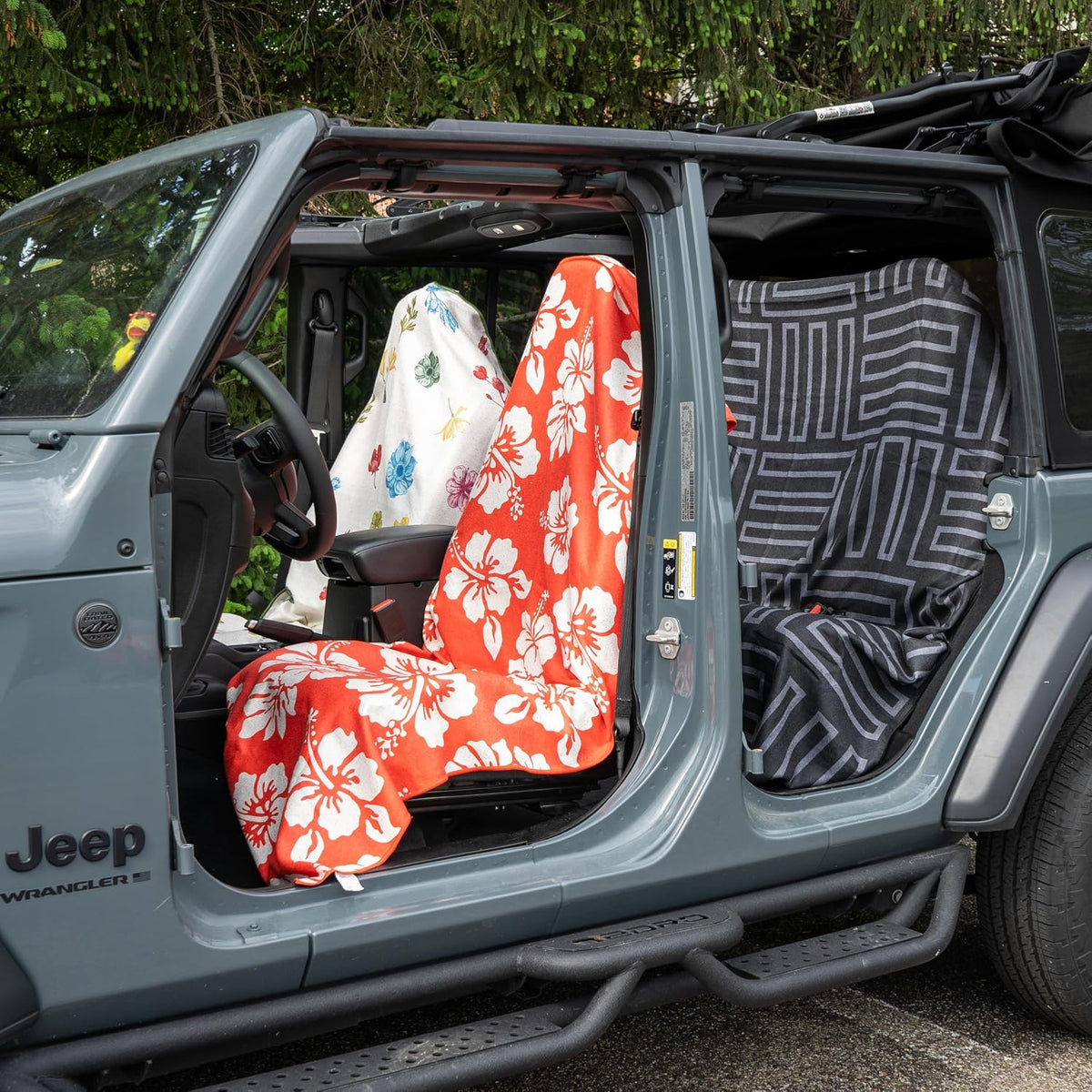 Athletic Running Towel, Full-Sized, Car Seat Cover - Performance Microfiber (Garden of Races Past) - Colors B